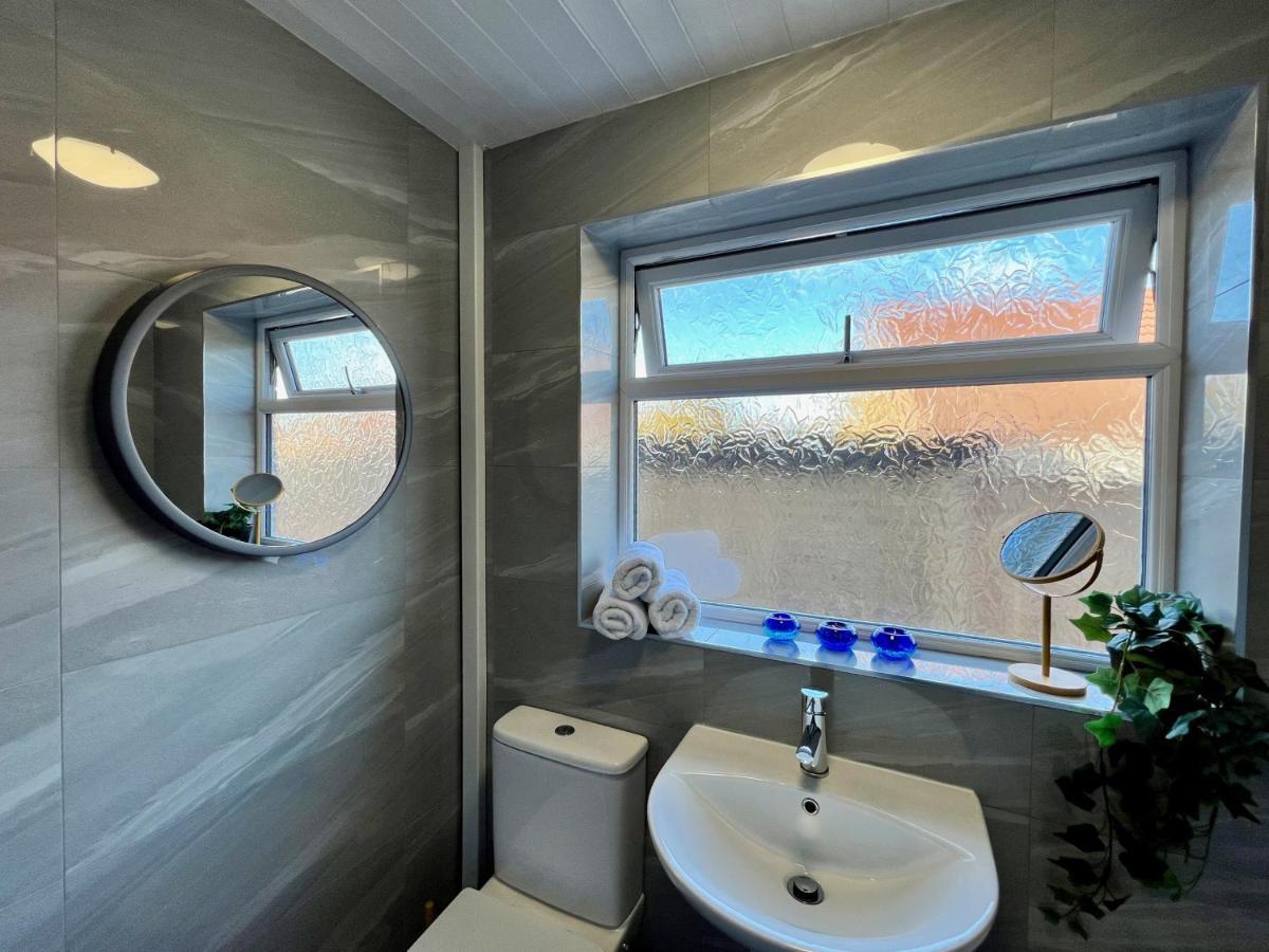 Curzon House One - Great For Contractors Or Family Holidays Cleethorpes Exteriör bild